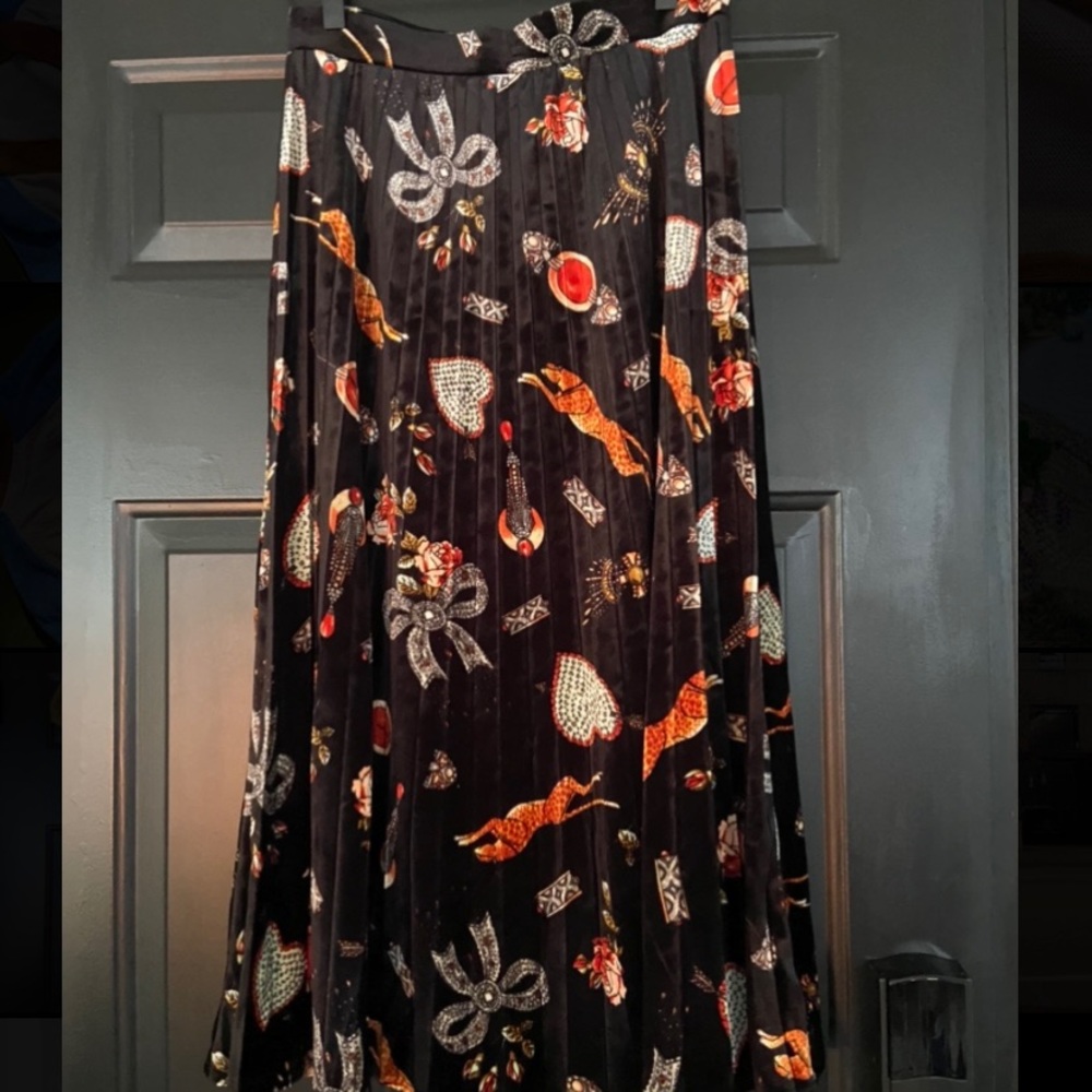 Unique Anthropologie skirt - worn once